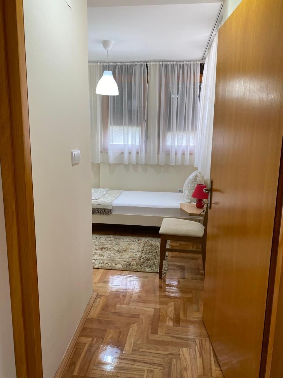 Apartmani Jelica Free Parking Vranje Dış mekan fotoğraf